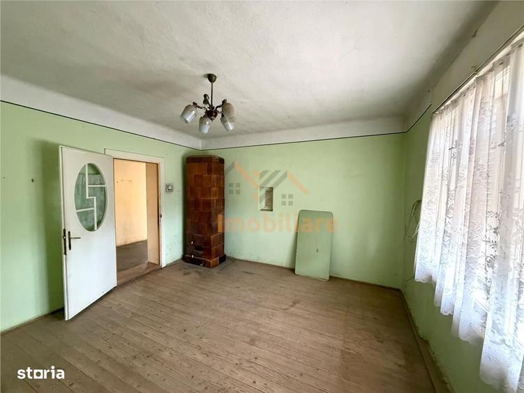Casă cu 3 camere cu Teren 975 Mp în Tileagd