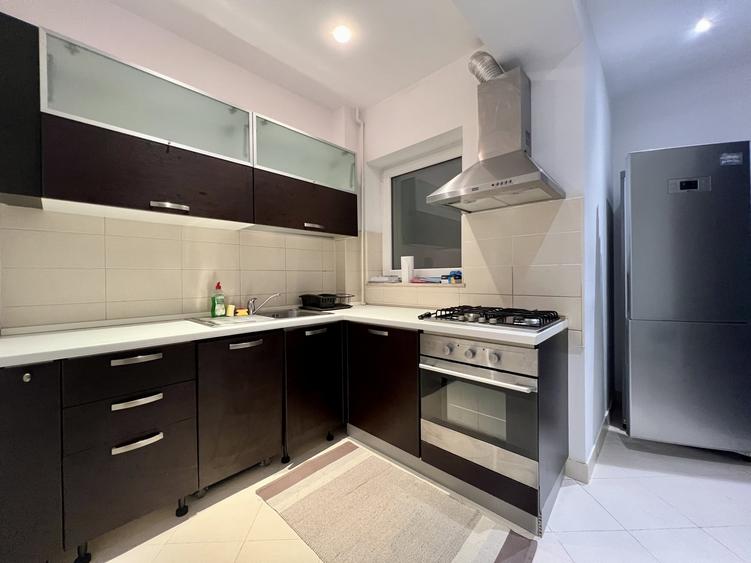 Apartament cu 2 camere decomandat, mobilat în Herăstrău
