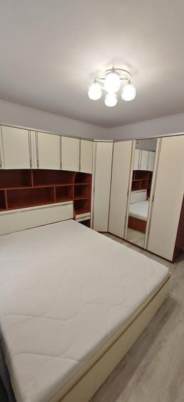 Apartament cu 3 camere decomandat în Vasile Aaron