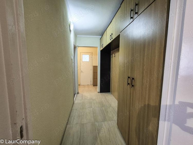 Apartament cu 2 camere decomandat în Eremia