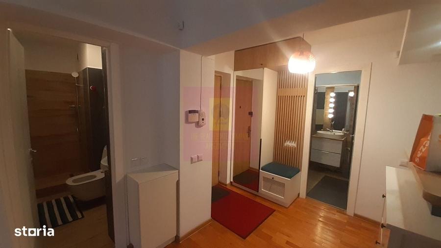 Apartament cu 3 camere în Romană