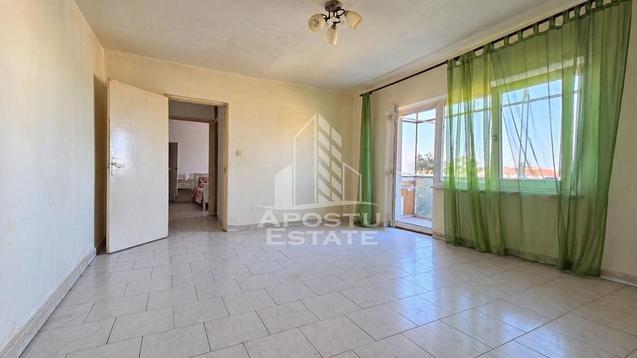 Apartament cu 2 camere semidecomandat, mobilat în Buziașului