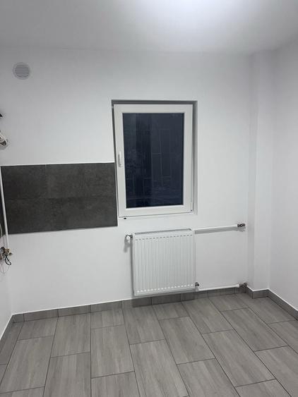 Apartament cu 2 camere decomandat în Crângași