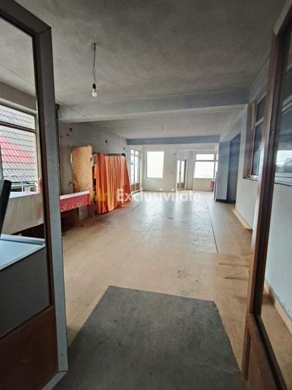 Hotel/Pensiune, de 706 mp, în Rânca