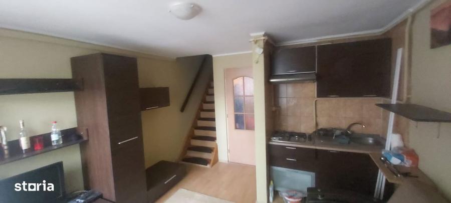 Apartament 2 camere mansardat Pacurari - 49.000 euro - 2
