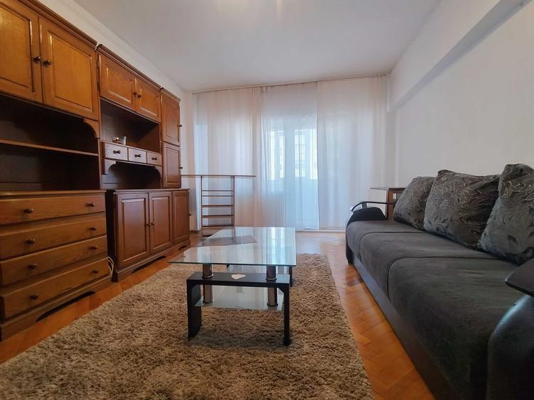 Apartament cu 2 camere decomandat în Ultracentral