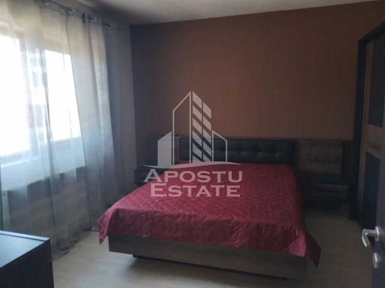 Apartament cu 2 camere semidecomandat, mobilat în Giroc