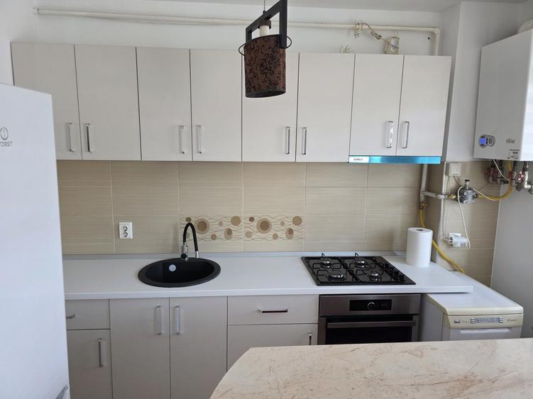 Apartament cu 2 camere semidecomandat în Șelimbăr