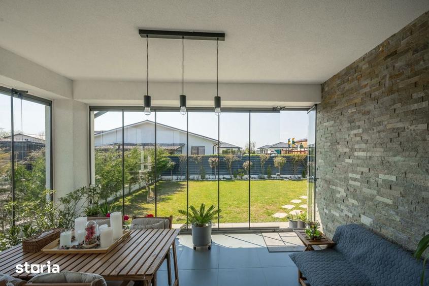 Casă cu 4 camere cu Teren 400 Mp în Corbeanca
