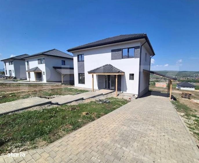 Casă cu 4 camere cu Teren 755 Mp în Jucu