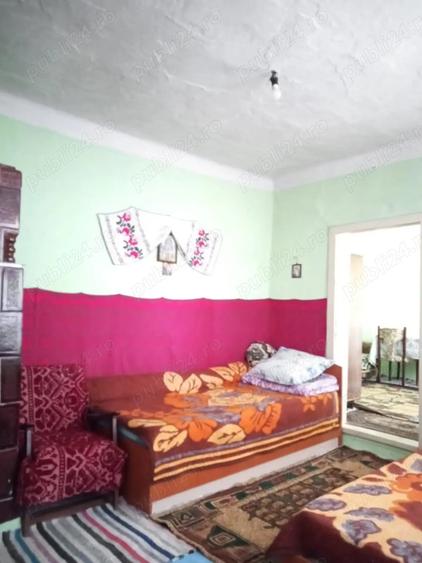 Casă cu 4 camere cu Teren 3922 Mp în Băneasa