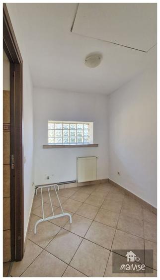 Duplex cu 2 camere cu Canalizare în Tractorul