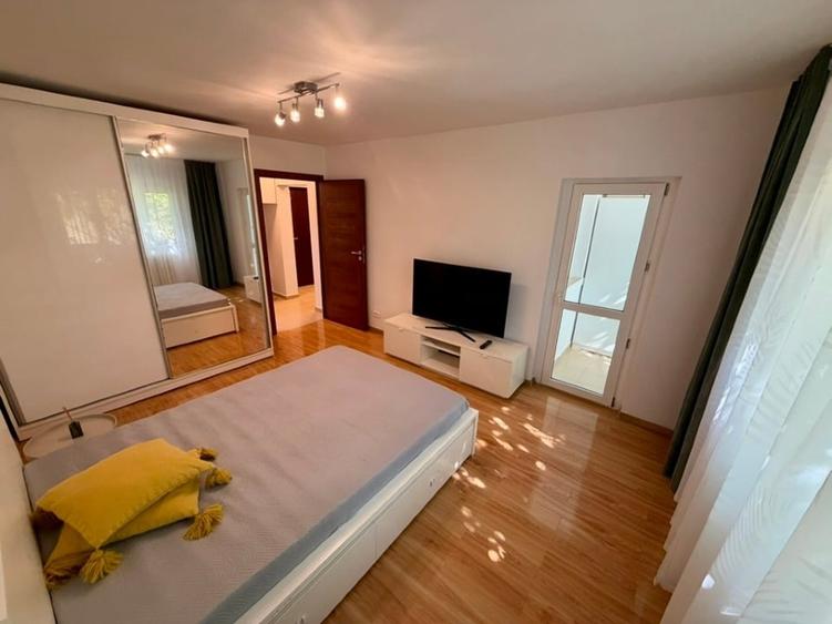 Garsonieră decomandată în Banu Manta
