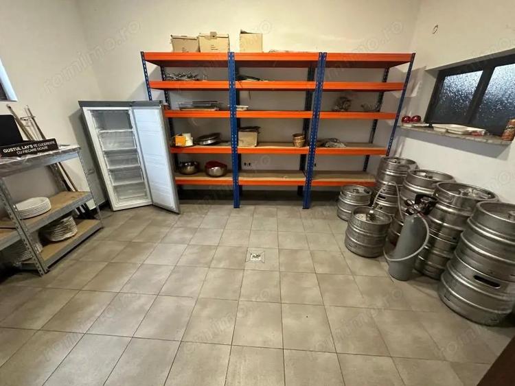 Casă cu 2 camere cu Piscina în Central