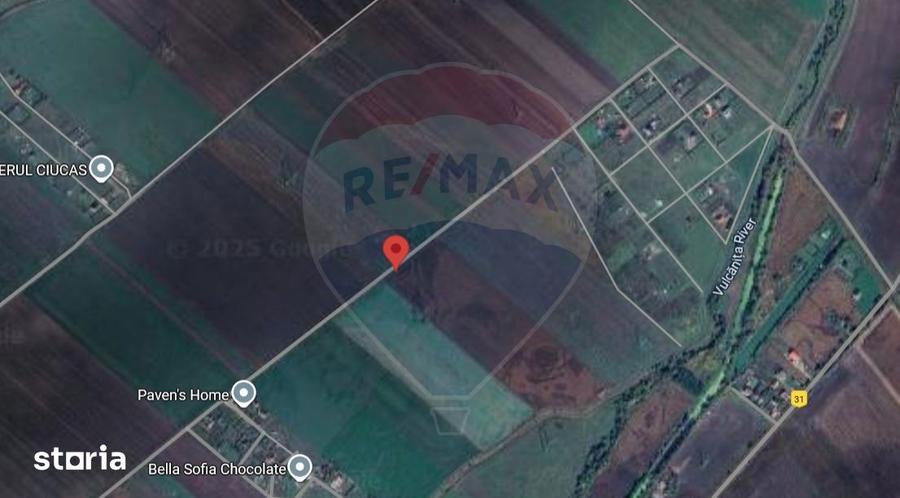 Teren de 3500 mp, în Hălchiu
