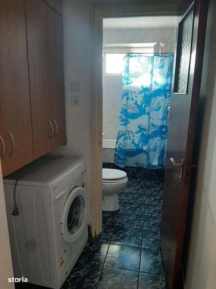 Apartament cu 3 camere semidecomandat în Drumul Taberei