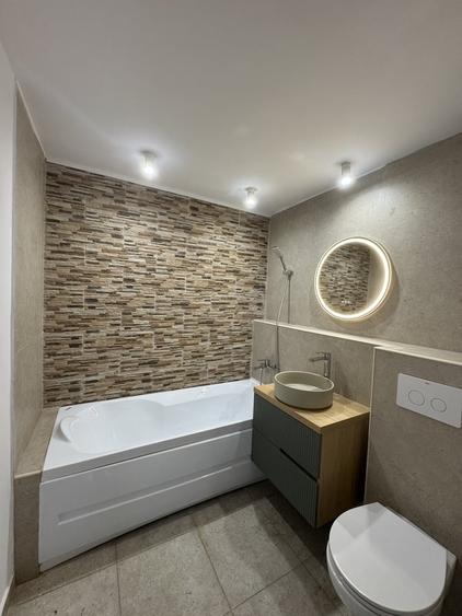 Apartament cu 3 camere decomandat în Ștefan cel Mare