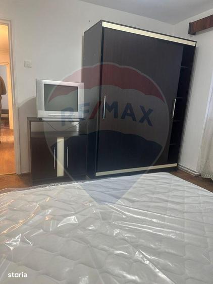 Apartament cu 3 camere de inchiriat - 1