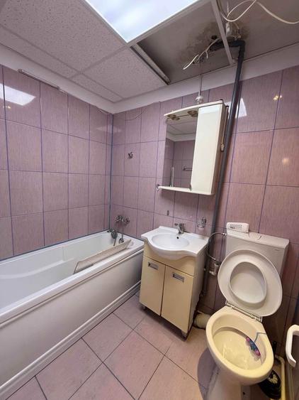 Apartament cu 3 camere semidecomandat în Hipodrom