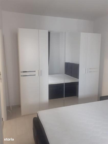 Apartament cu 2 camere decomandat în Titan