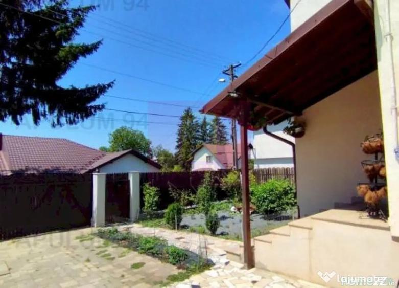 Casă cu 5 camere cu Teren 229 Mp în Mușcel