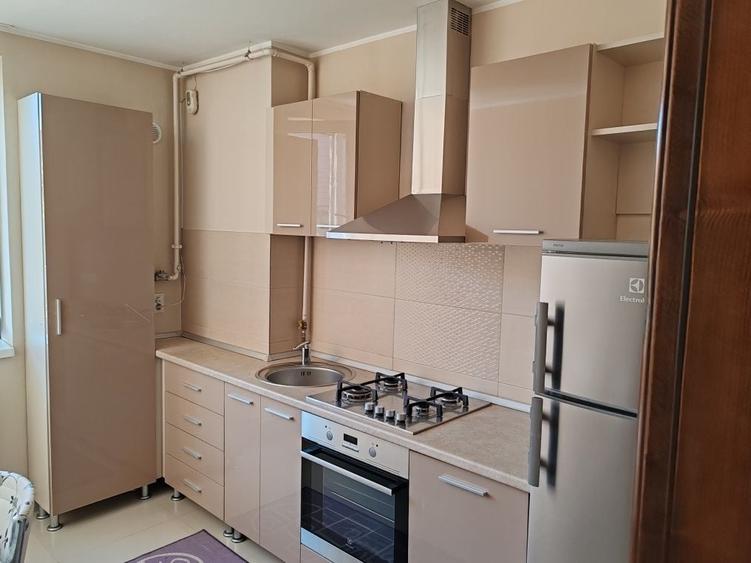 Apartament cu 2 camere decomandat în Gojdu
