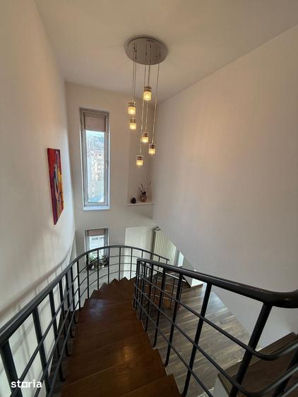 Apartament cu 5 camere în Băneasa