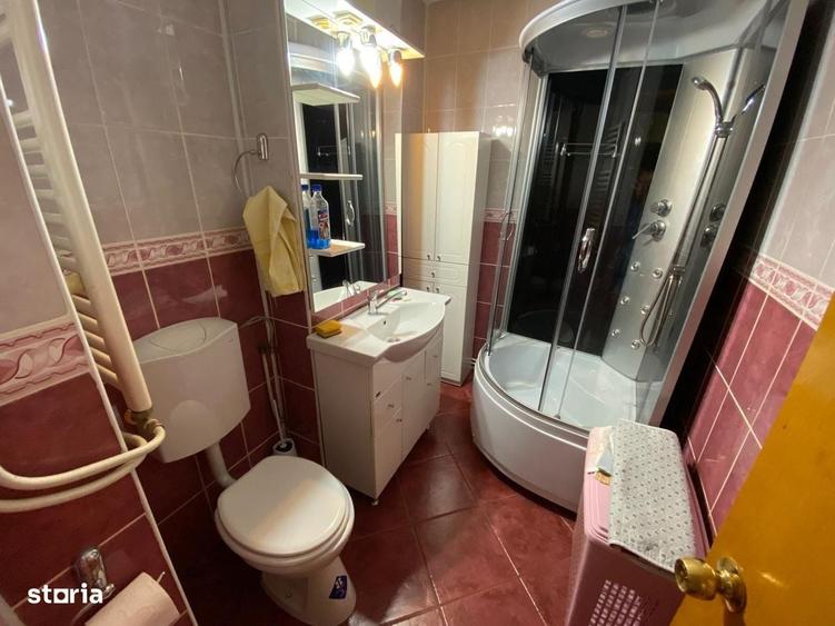 Apartament cu 4 camere decomandat în Mărăști