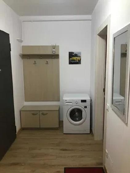 Garsonieră decomandată, mobilată în Lujerului