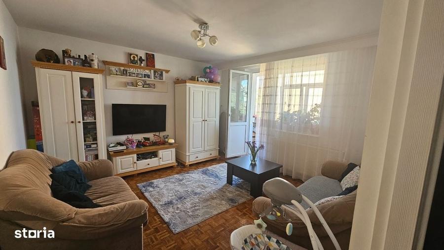 Apartament cu 4 camere decomandat în Nord