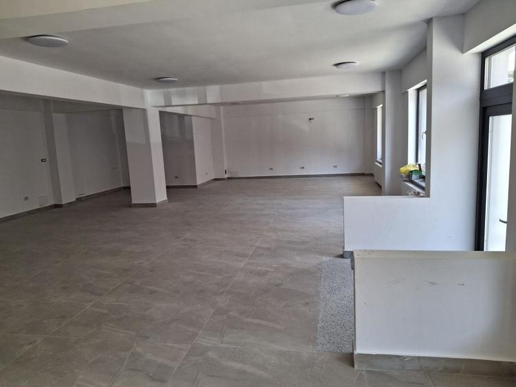 Spațiu comercial, de 100 mp, în Burdujeni