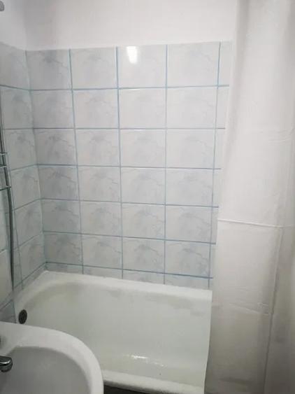 Garsonieră decomandată în UTA
