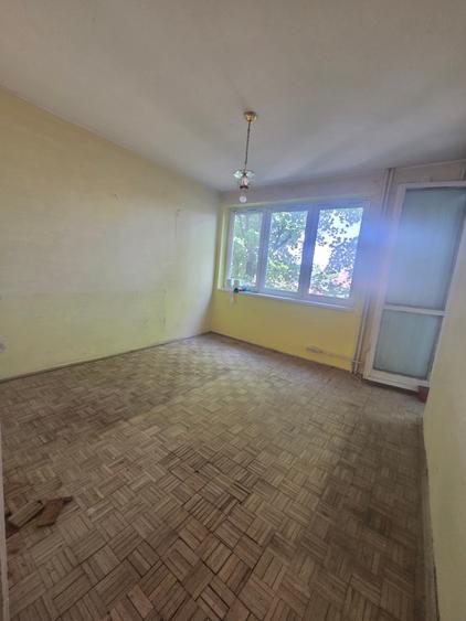 Apartament cu 2 camere decomandat în Independenței