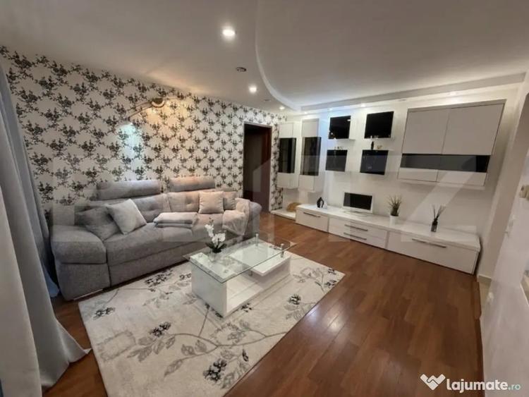 Apartament cu 2 camere semidecomandat în Central