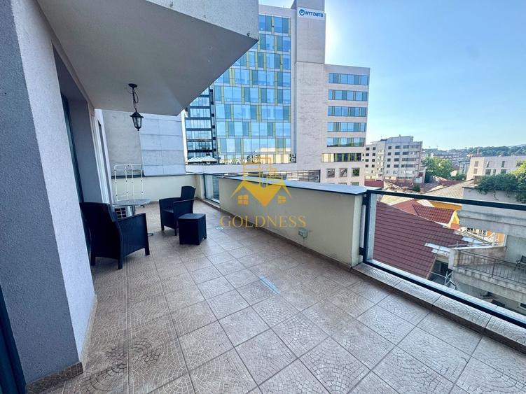 Apartament cu 2 camere semidecomandat, mobilat în Ultracentral