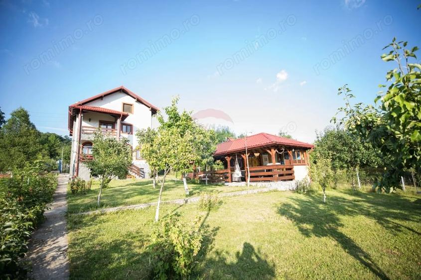 Casă cu 8 camere cu Teren 2130 Mp în Nistorești