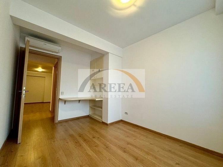 Apartament cu 3 camere în Băneasa