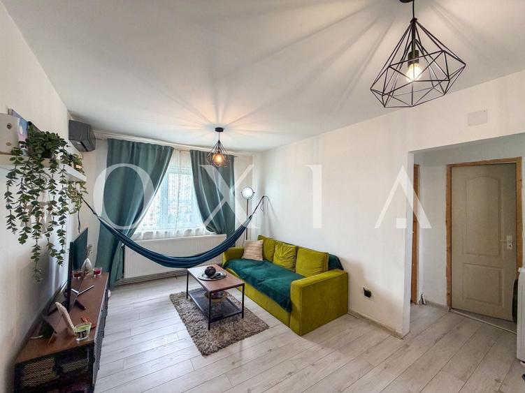 Apartament cu 3 camere semidecomandat, mobilat în Circumvalațiunii