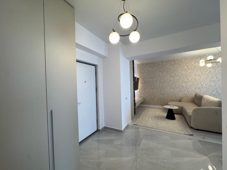 Apartament cu 2 camere decomandat, mobilat în Parcul Carol