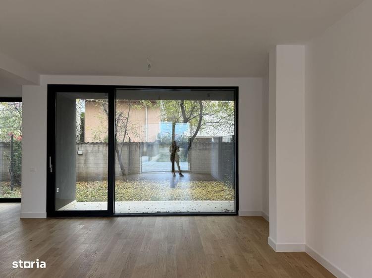 Casă cu 4 camere cu Teren 100 Mp în Dămăroaia