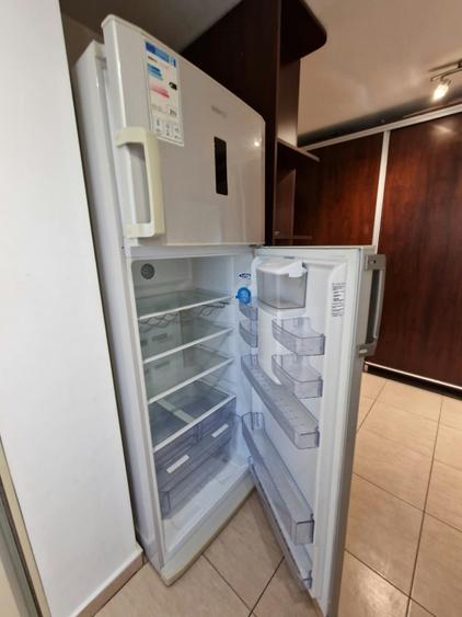 Apartament cu 3 camere semidecomandat în Brâncoveanu