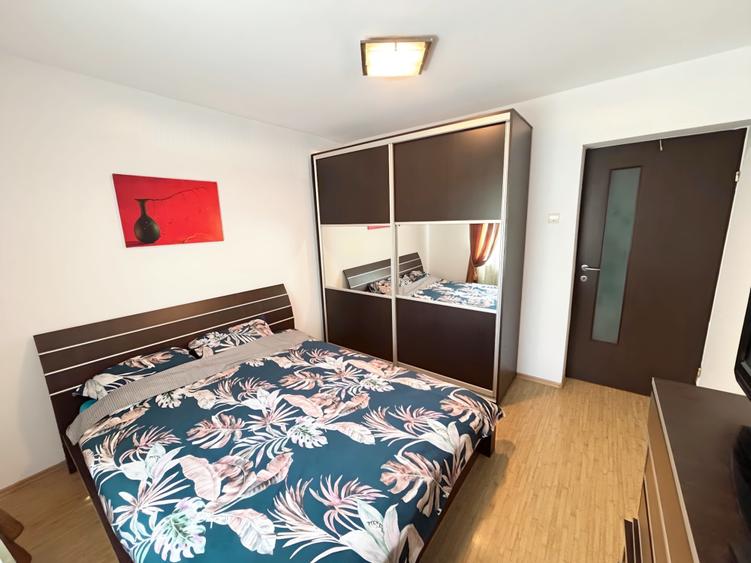 De închiriat | Apartament 3 camere, zona Inel II - 8