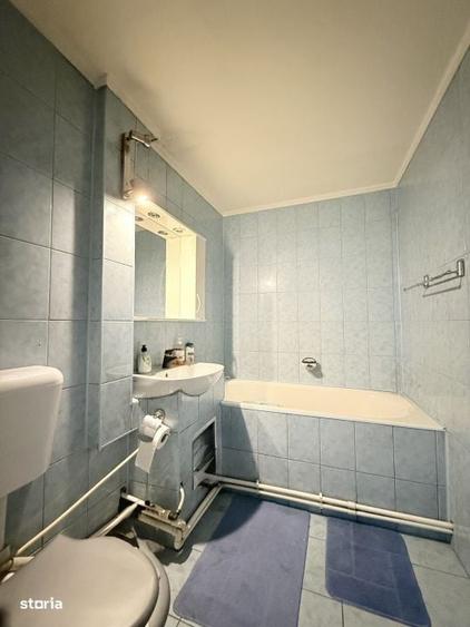 Apartament cu 3 camere decomandat în Anda