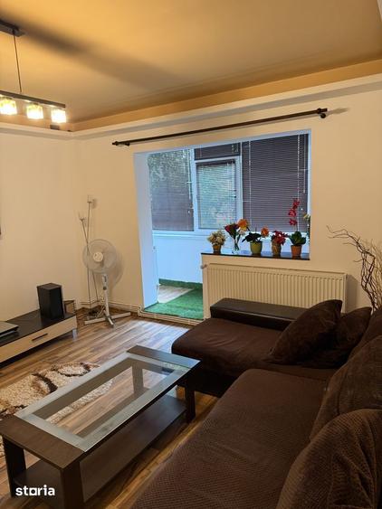 Apartament cu 2 camere semidecomandat, mobilat în Banat