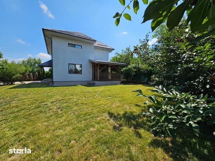 Casă cu 4 camere cu Teren 168 Mp în Brănești