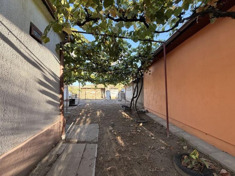 Casă cu 4 camere în Păuliș