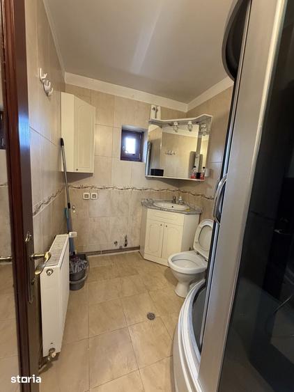 Apartament cu 3 camere în Mehala