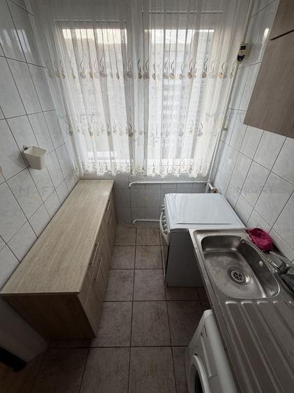 Garsonieră semidecomandată, mobilată în Dristor