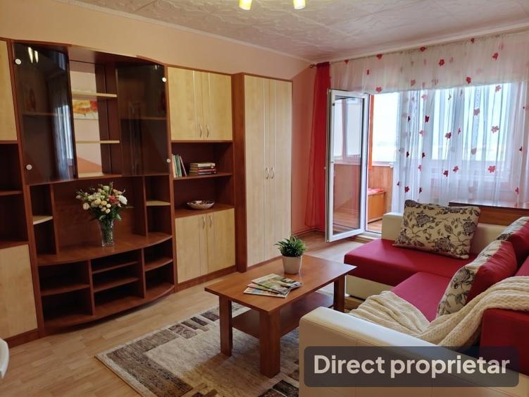 Apartament cu 3 camere decomandat, mobilat în Triaj