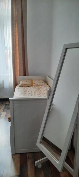 Apartament cu 3 camere decomandat în 15 Noiembrie